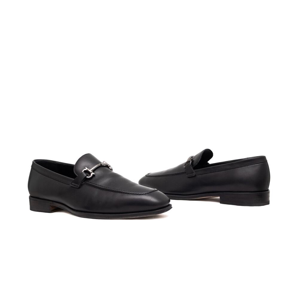950$ Salvatore Ferragamo Fenice Gancini Ornament Black Leather Loafer US8 EEE